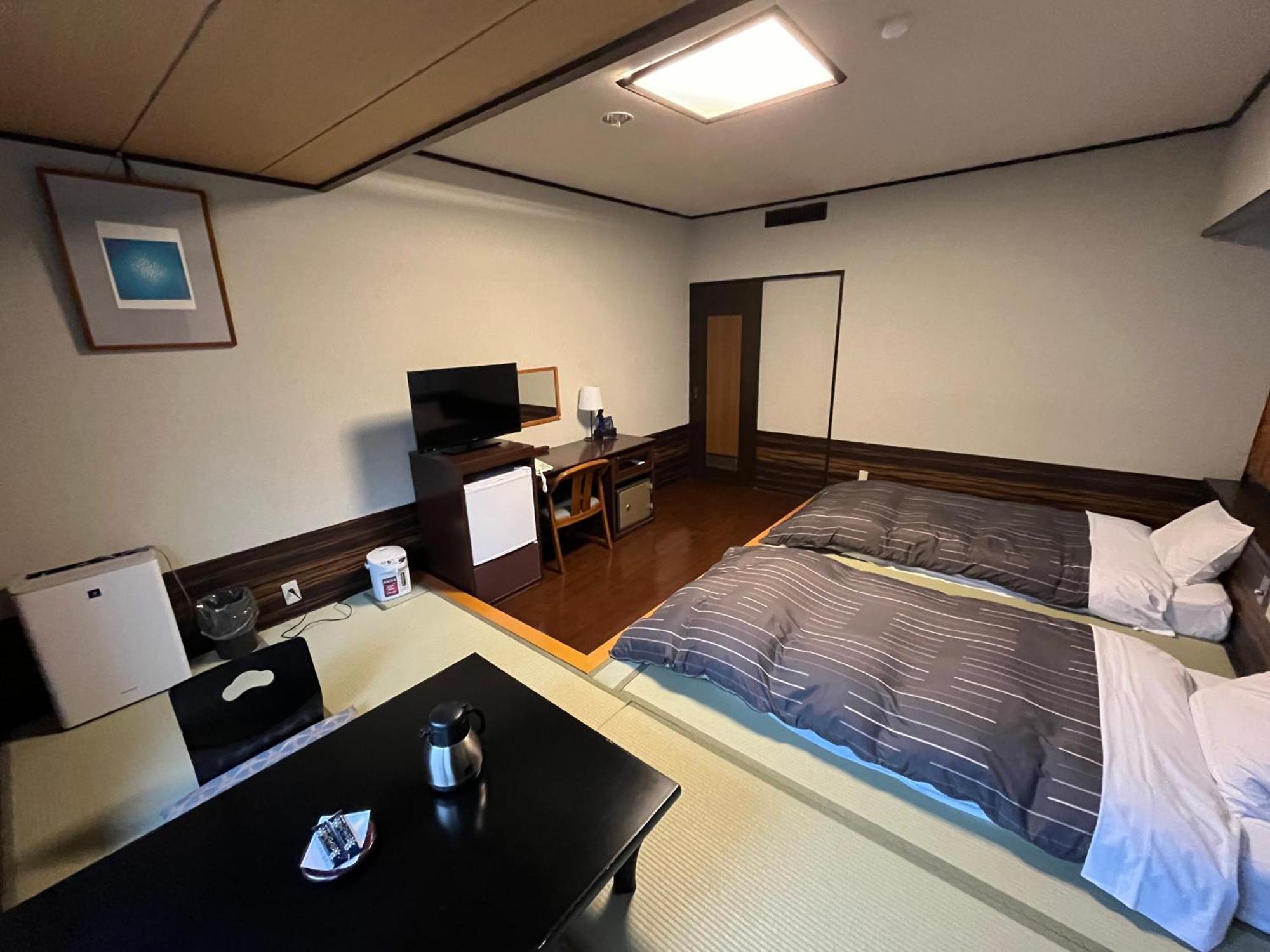 Takamiya Hotel Lucent Ямагата Экстерьер фото